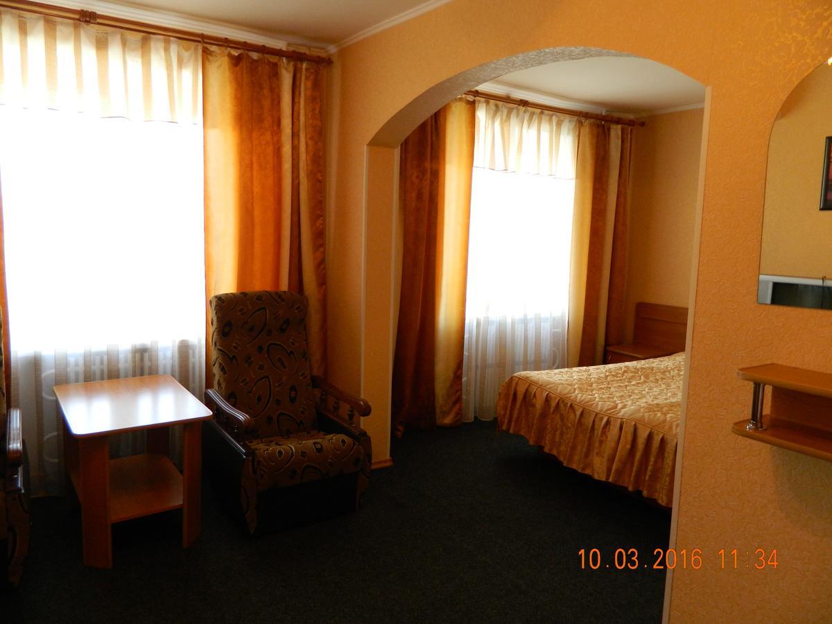 Hotel Druzhba Oleksandriia Exterior photo